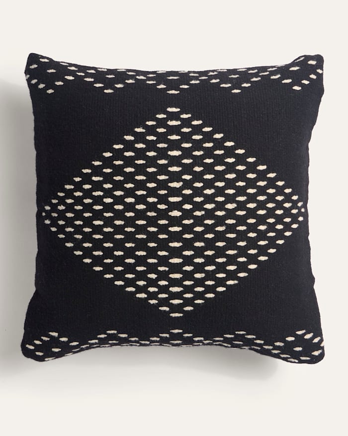 MIL DIAMONDS SQUARE PILLOW